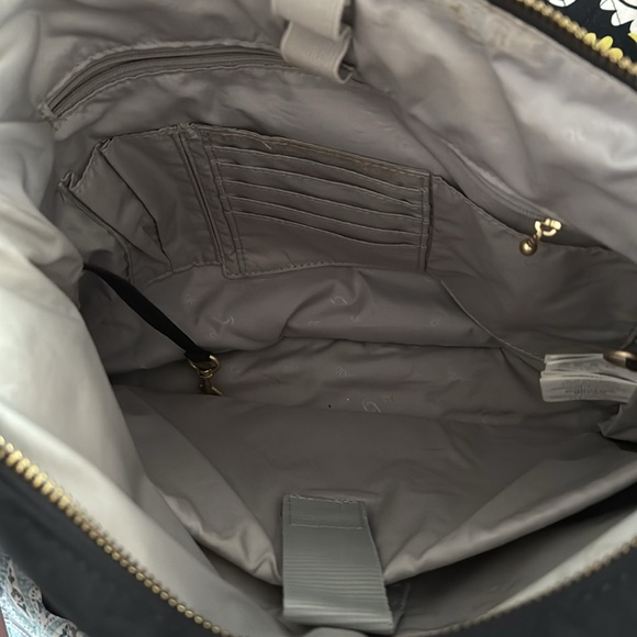 Black Shoulder Bag - Picture 5 of 10